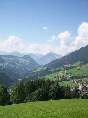 Blick ins Tal | © Fam. Schwarzenauer