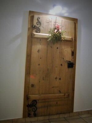 Stilleben am Hausgang | © Konrad Margreiter